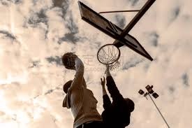 哈登31+6快船大胜篮网 小卡26+5+5波特三分9中0